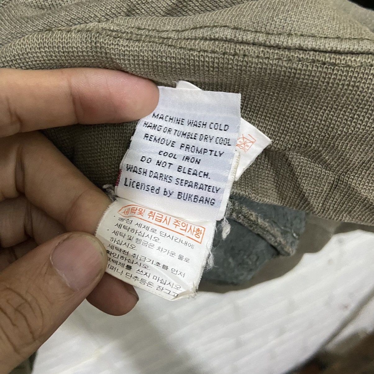 Quiksilver Faded Quicksilver SpellOut BigLogo Size US L / EU 52-54 / 3 - 12 Thumbnail