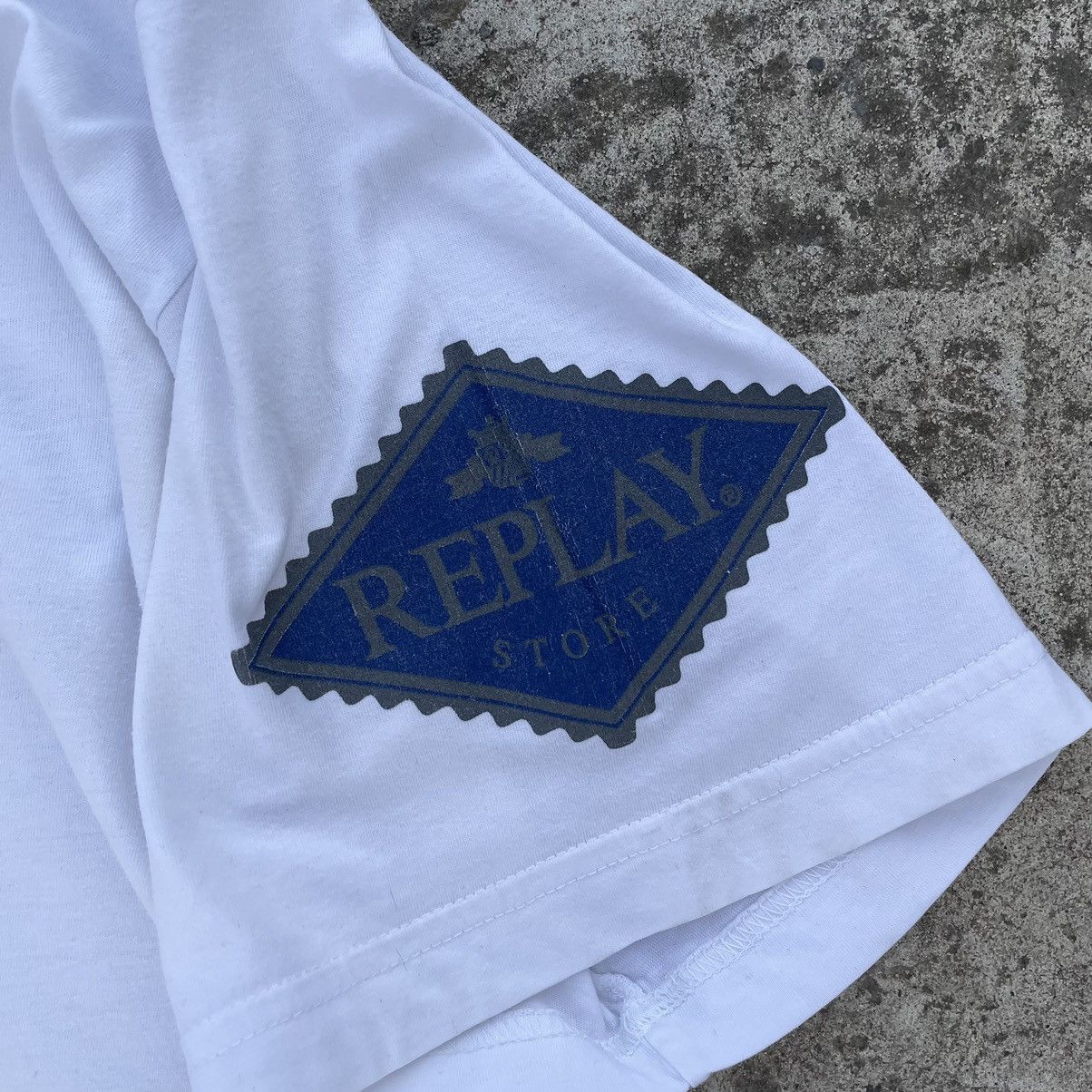 Replay Vintage T-shirts Replay Made in Italy F1 Racing 90s Y2K Size US M / EU 48-50 / 2 - 14 Thumbnail