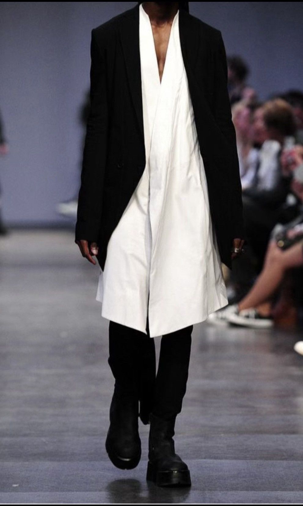 Julius Julius 2017aw Quantums Coat Size US S / EU 44-46 / 1 - 1 Thumbnail