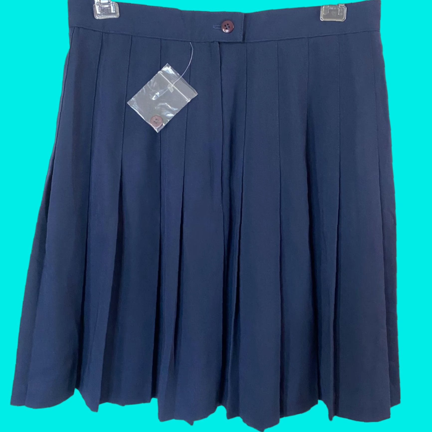 UES Clothing VINTAGE Mixed Blues Clothing Skirt Pleated Short Navy Blue 11 Womens Girls JuNIors Button Closure 50% Polyester 50% Rayon New Without Tags Size 32" / US 10 / IT 46 - 1 Thumbnail