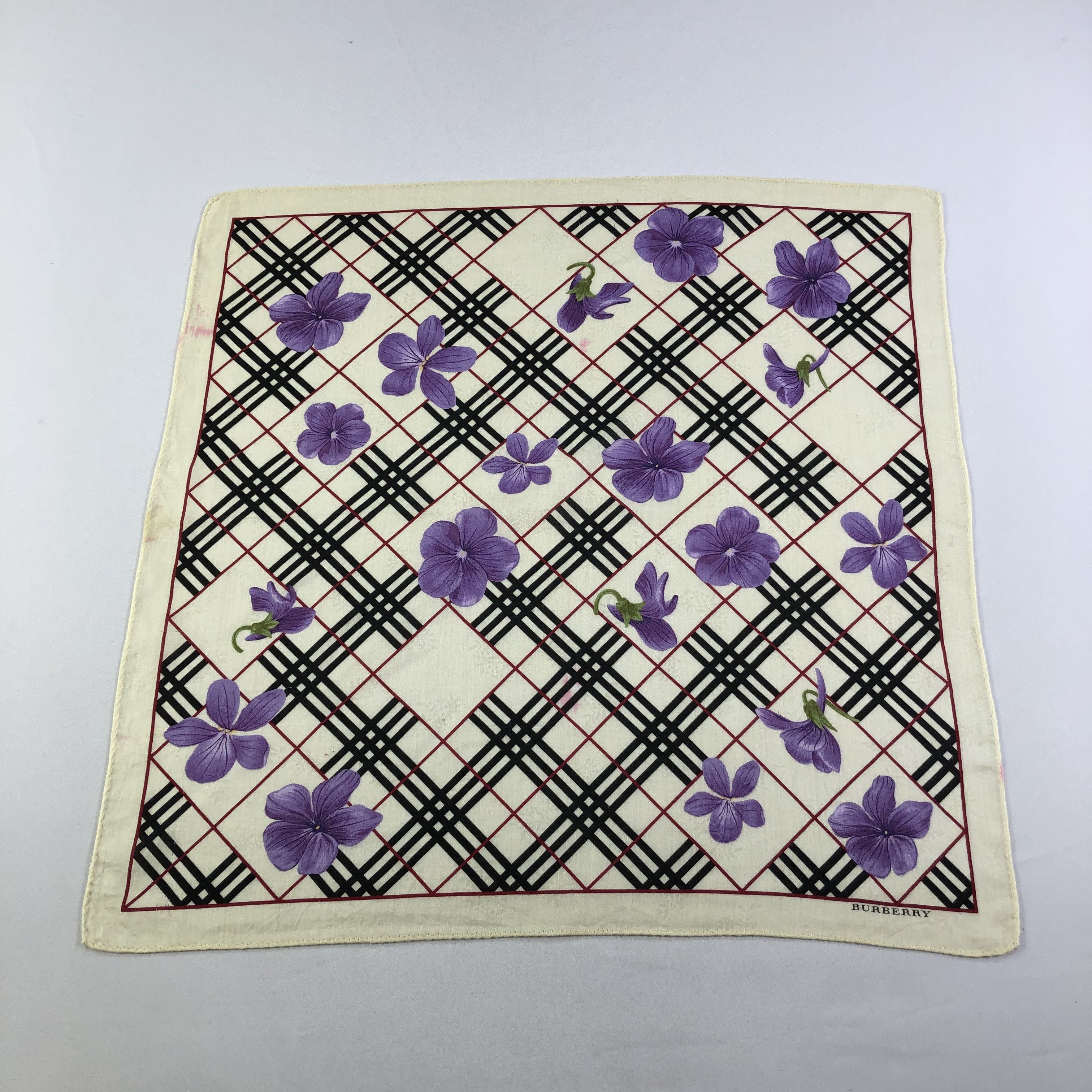 Burberry Burberry Handkerchief Neckerchief Bandana H2127 Size ONE SIZE - 1 Thumbnail