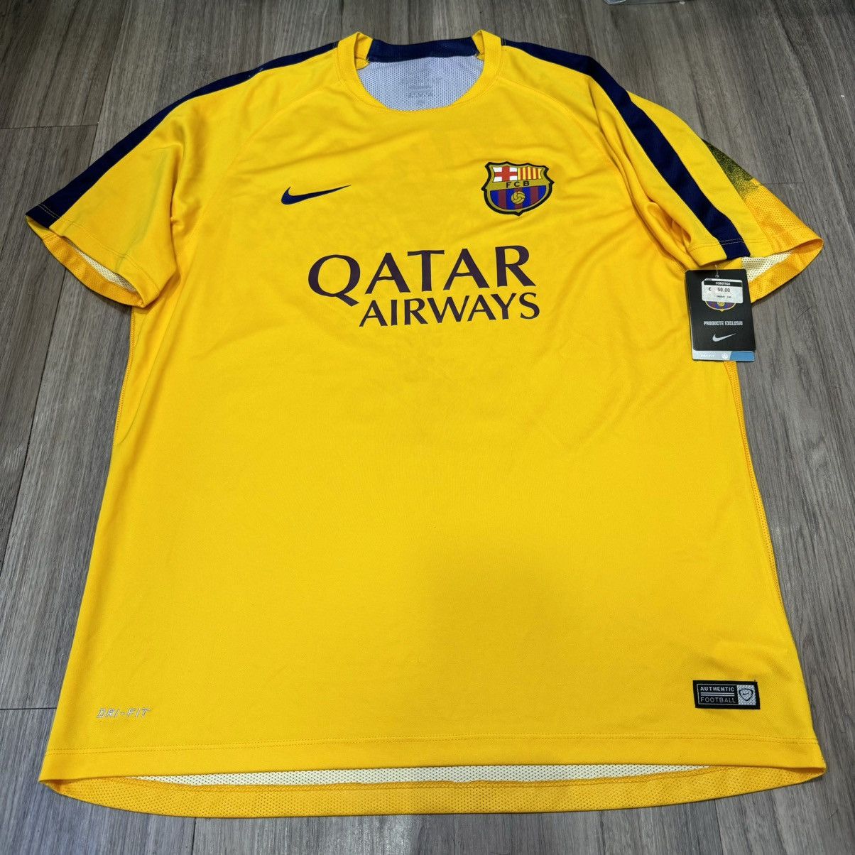 Nike Barcelona 15/16 pre-match training shirt(bnwt) Size US XL / EU 56 / 4 - 1 Thumbnail
