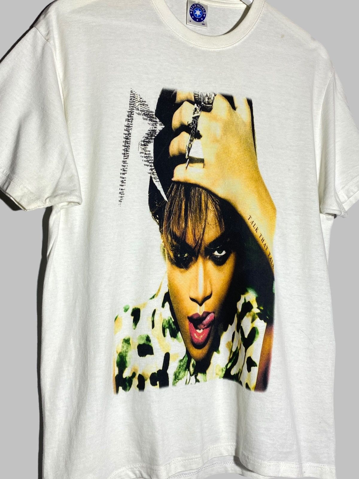 Band Tees Rare Rihanna Talk That Talk Tee Starworld Vintage 2000s Size US M / EU 48-50 / 2 - 3 Thumbnail