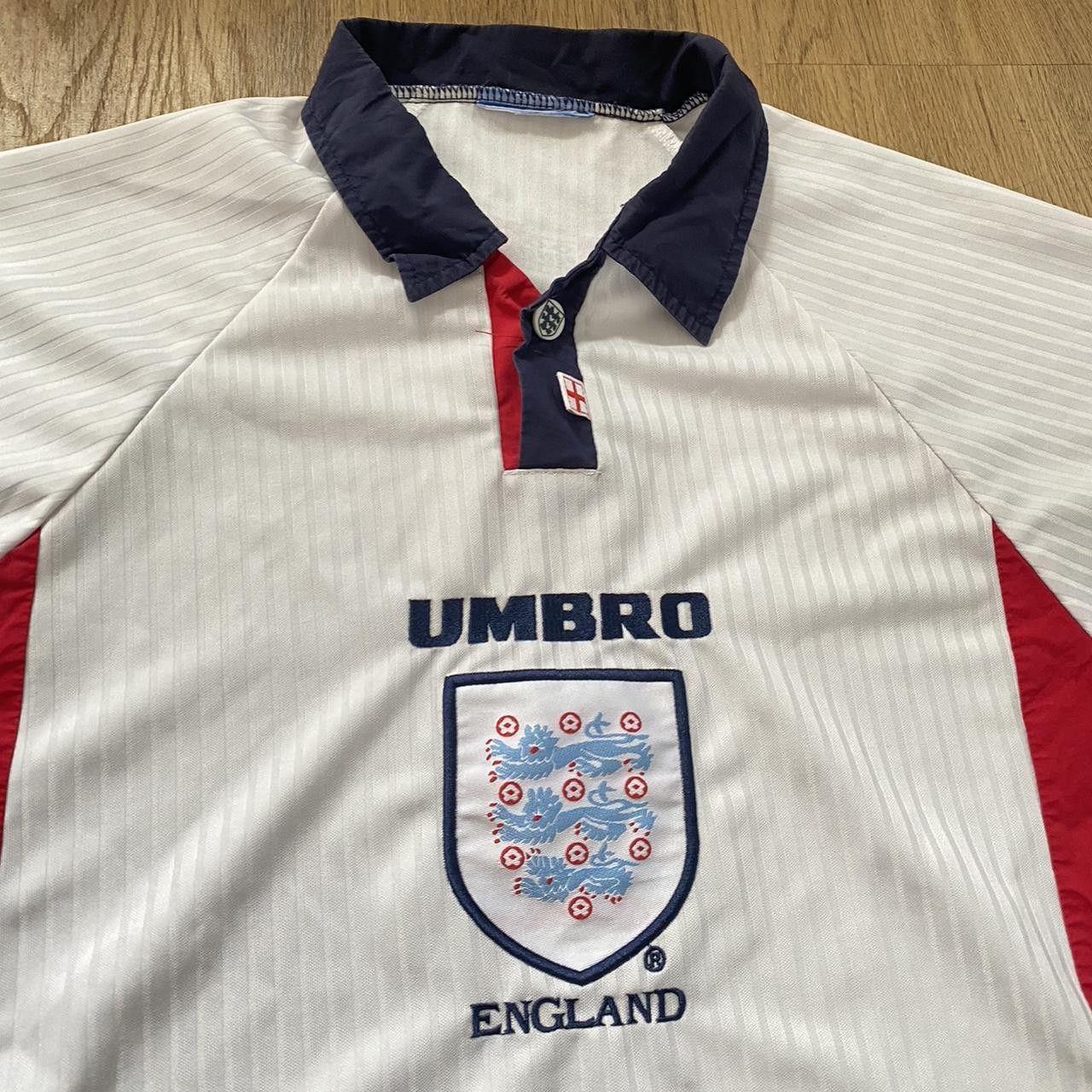 【UMBRO】ENGLAND 1997-98 90's GameShirt ENGLAND 1997 1998 AWAY FOOTBALL SHIRT SOCCER JERSEY UMBRO sz M RED