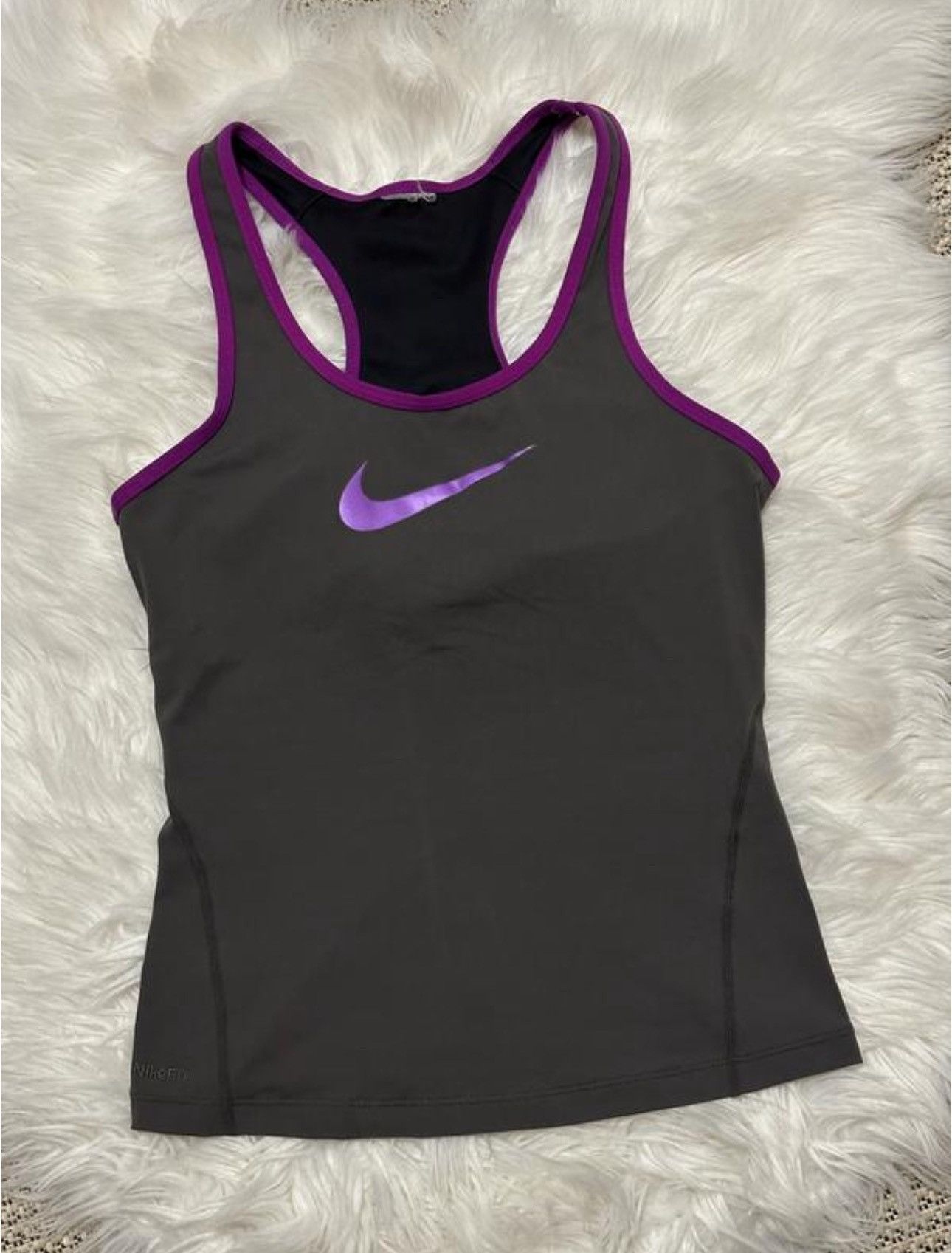 Vintage Nike Women’s Racerback Tank Top Size S / US 4 / IT 40 - 1 Thumbnail