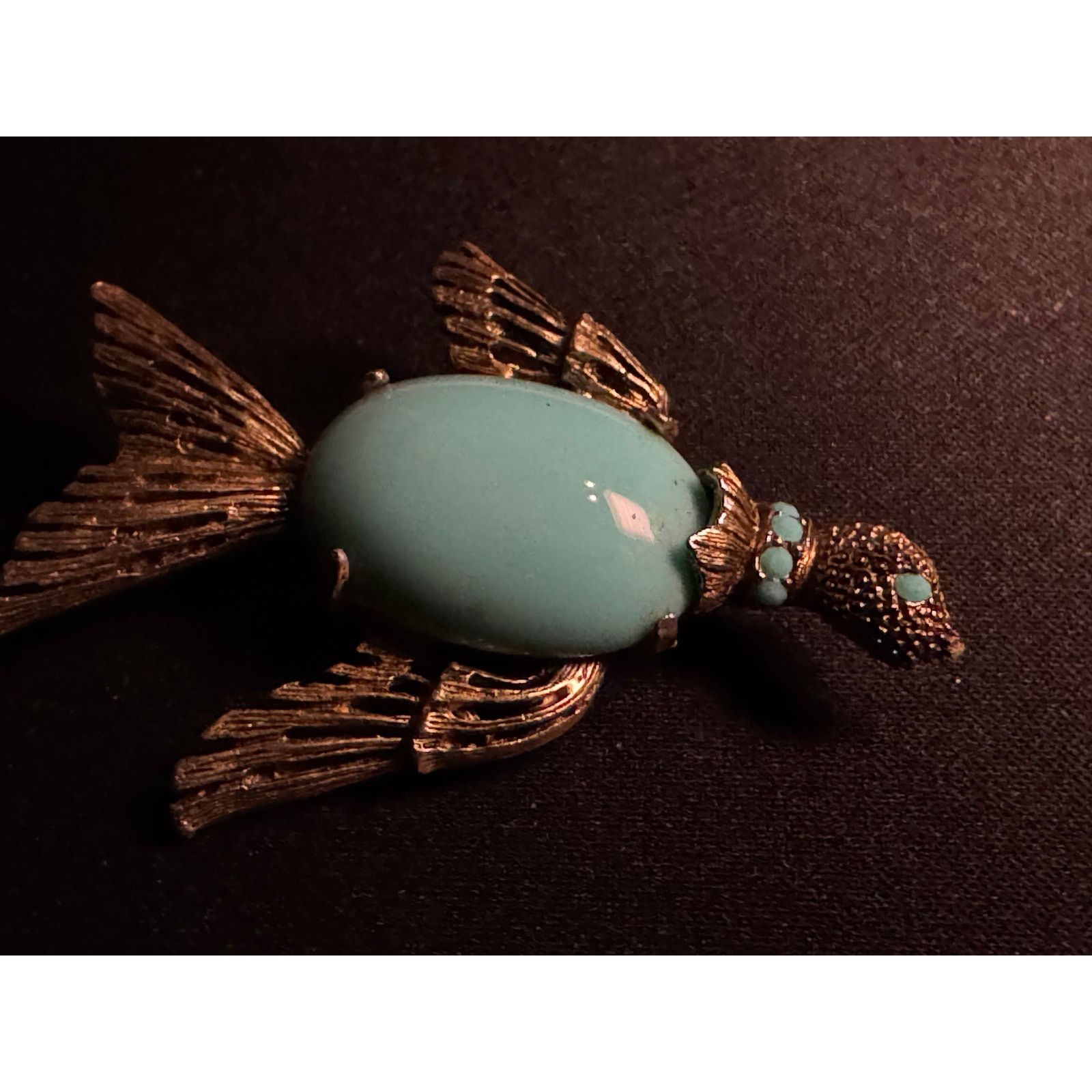 Other Vintage Jelly Belly Gold Tone Bird Brooch Lucite Collar, Eye Size ONE SIZE - 3 Thumbnail