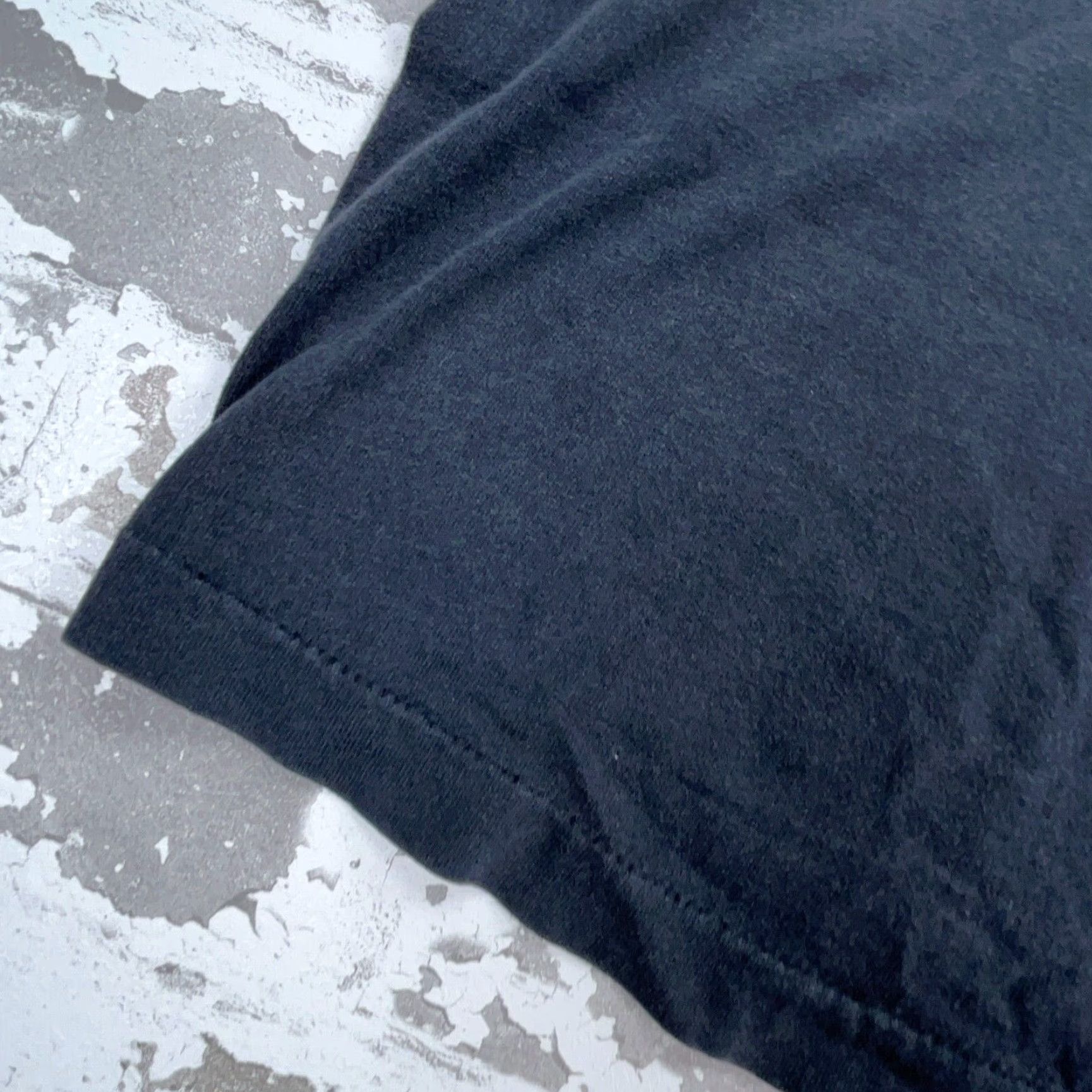 Levi's VINTAGE Levi's Men's T-Shirt Large Black 80s 90s Grunge Punk Logo Graphic Cotton Size US L / EU 52-54 / 3 - 6 Thumbnail