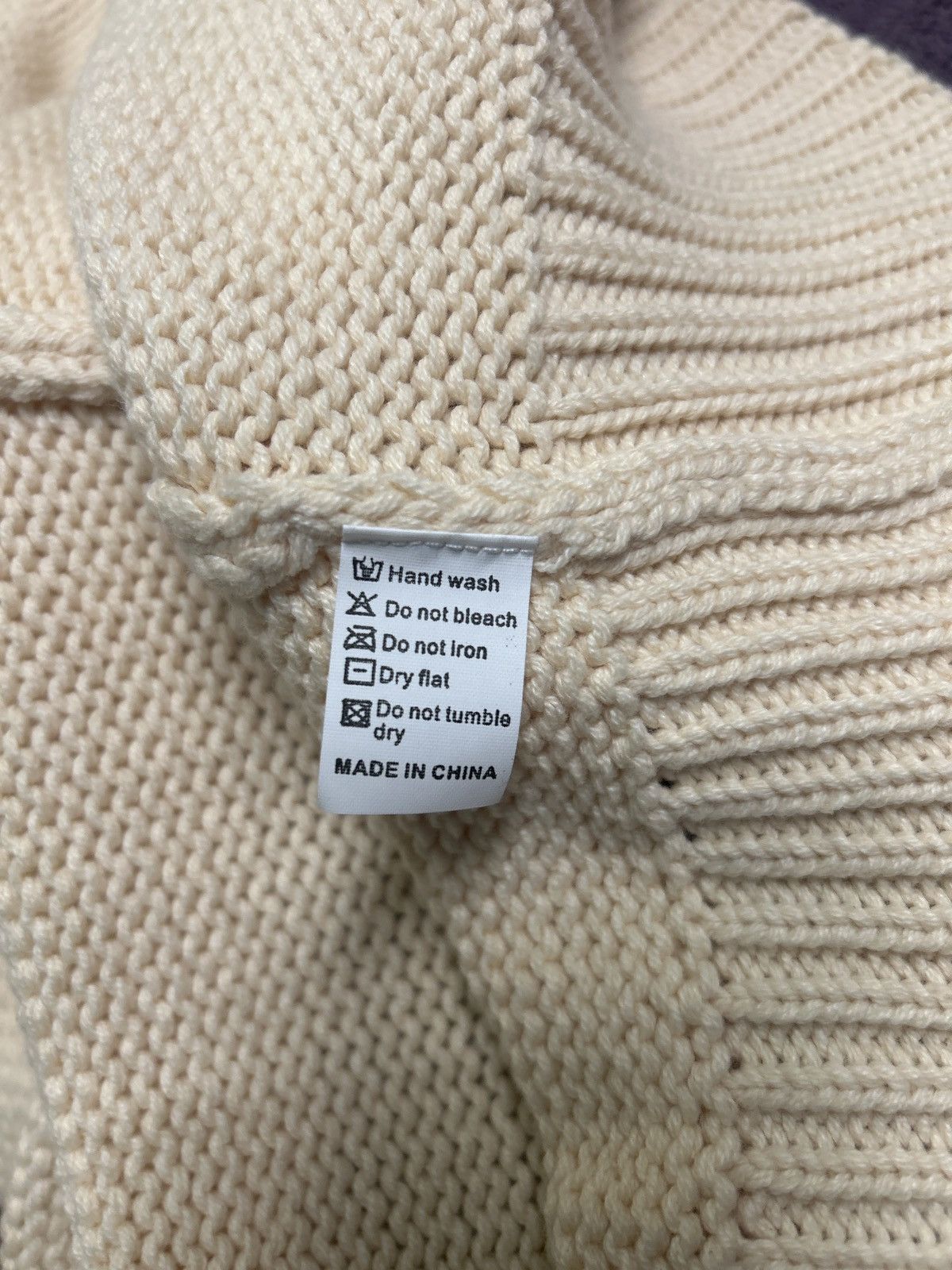 Vale Vale Forever cashmere sweater Size US L / EU 52-54 / 3 - 4 Thumbnail