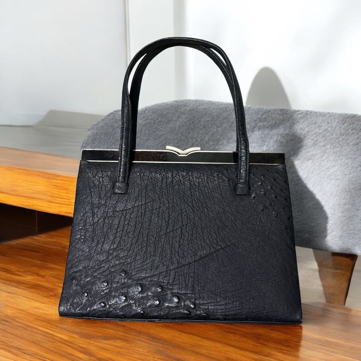 Japanese Brand VINTAGE GERMANY OSTRICH LEATHER TOP HANDLE BAG Size ONE SIZE - 1 Thumbnail
