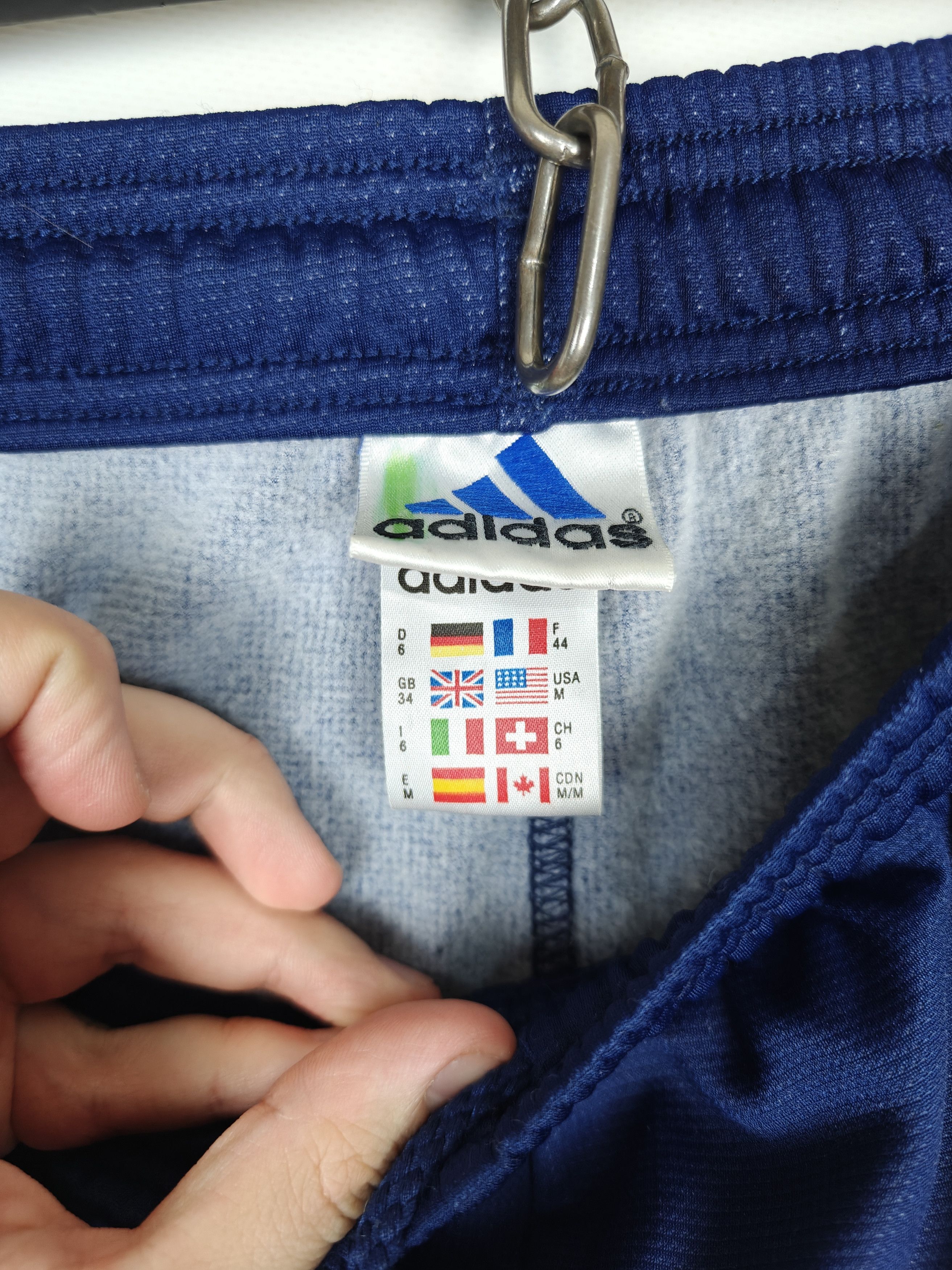 Adidas Adidas Vintage Shorts Logo size M Blue Size US 30 / EU 46 - 9 Thumbnail