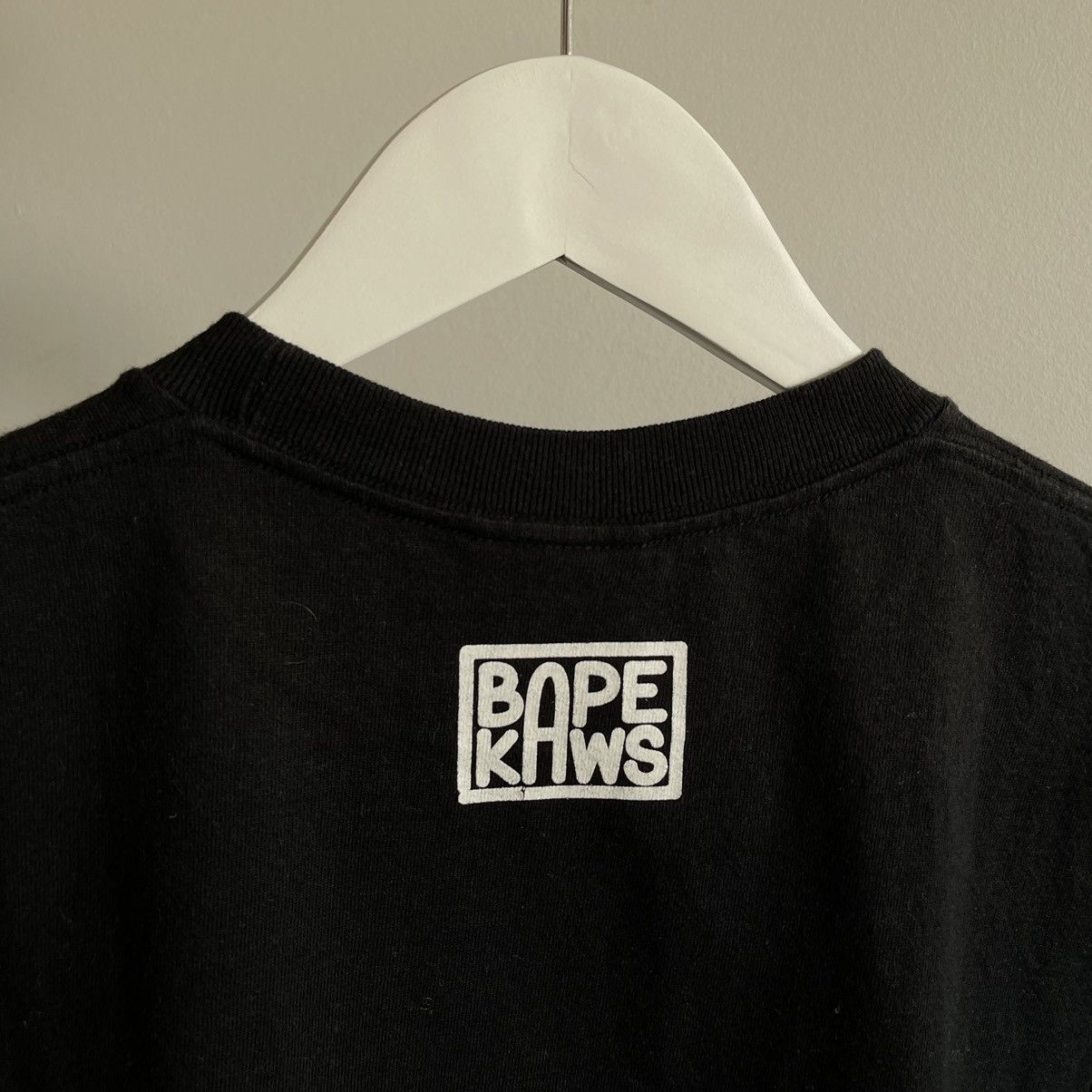 Bape × Kaws Bape x Kaws Warm Regards Tee Size XS / US 0-2 / IT 36-38 - 6 Thumbnail