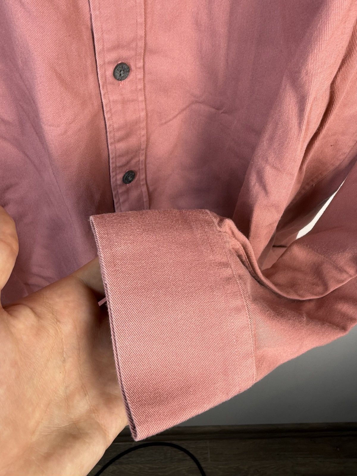 Yves Saint Laurent Pinky Heavy YSL Shirt Cotton Size US M / EU 48-50 / 2 - 9 Thumbnail