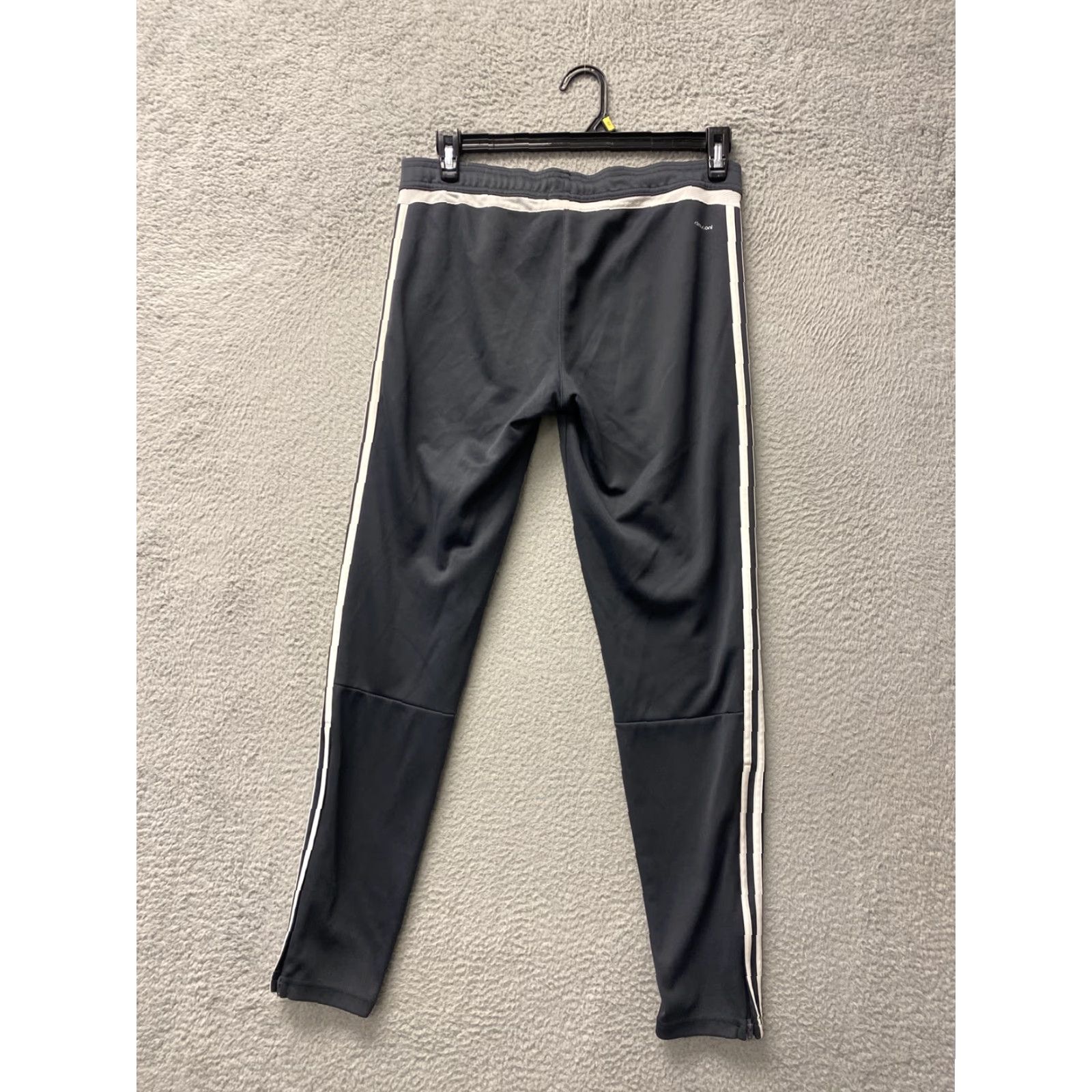 Adidas Adidas Pants Womens M Gray White Logo Activewear Sports Pockets 100-23 Dark Gray Size 32" / US 10 / IT 46 - 3 Thumbnail