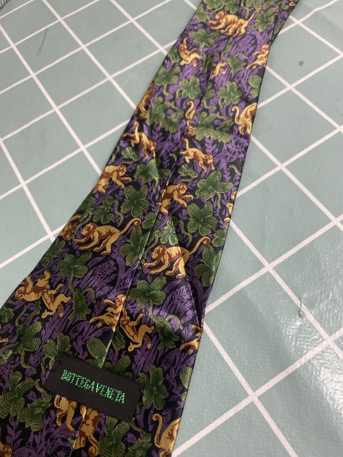 Bottega Veneta Bottega Venetta Ties Animal Print Repeat Silk Necktie Size ONE SIZE - 9 Thumbnail