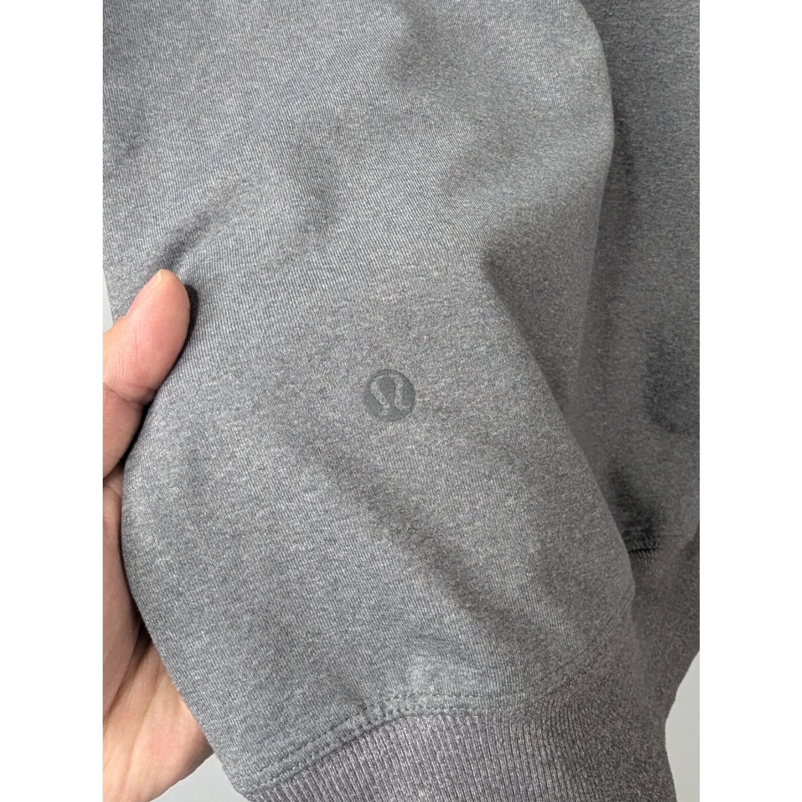 Lululemon Lululemon Six Pack Jacket Mens Size M Grey Full Zip Stretch Track Long Sleeve Activewear Jacket M Grey Six Pack Size US M / EU 48-50 / 2 - 5 Thumbnail