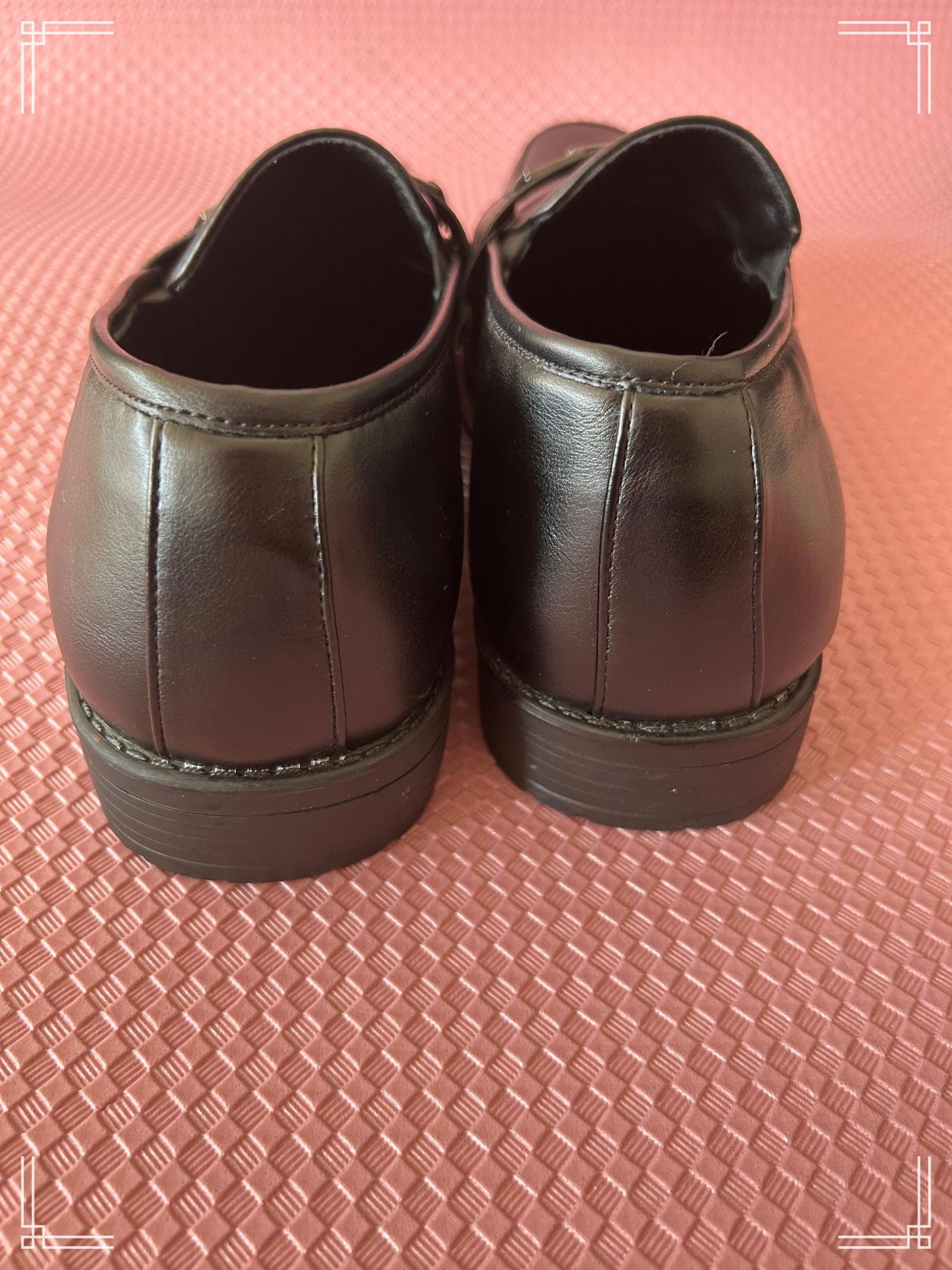 Designer Tim Evans Black Leather Loafers – Men’s Dress Shoes, Size 13 Size US 10 / EU 43 - 4 Thumbnail