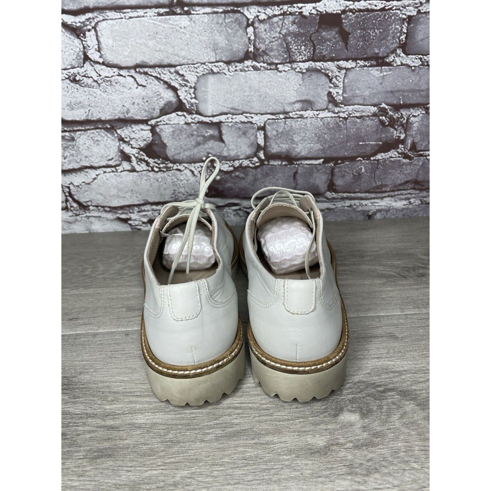 Ecco ECCO White Leather Perforated Lace Up Oxfords Shoes Women Sz Size US 9.5 / IT 39.5 - 4 Thumbnail