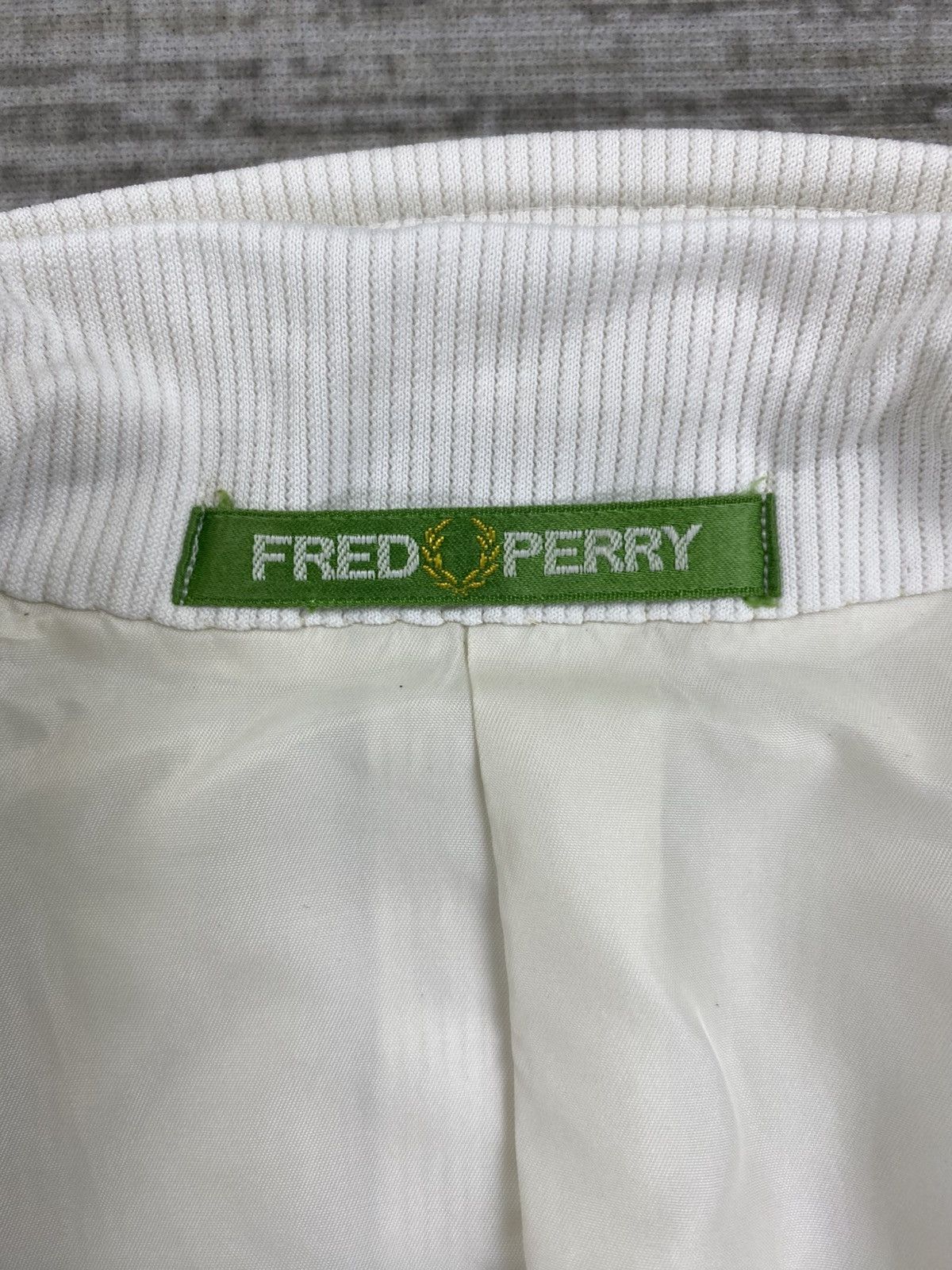 Fred Perry × Japanese Brand × Vintage Vintage Fred Perry Double Button Coat Jacket Size US M / EU 48-50 / 2 - 9 Thumbnail