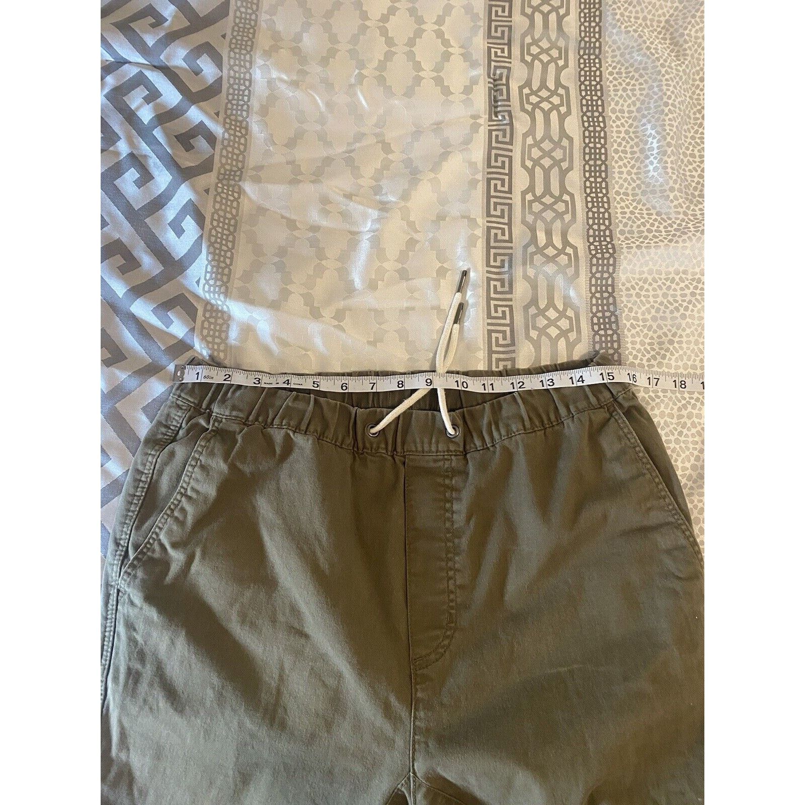 H&M Man's Straight Leg Joggers by H&M - Size 32 Size US 32 / EU 48 - 7 Thumbnail