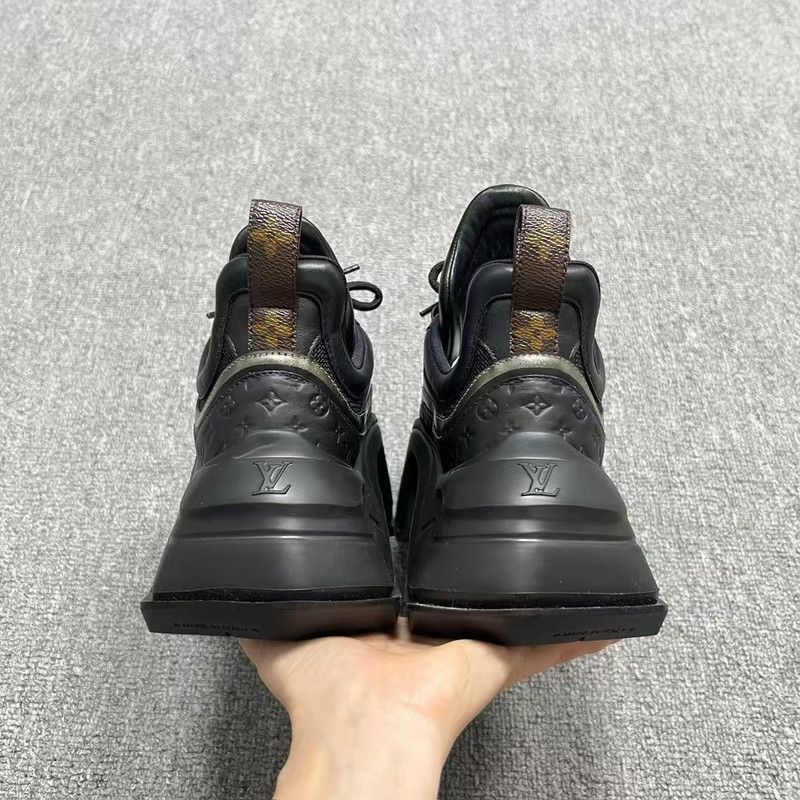 Louis Vuitton Louis Vuitton Chunky Low-Top Sneakers for Women -2505 Size US 6 / IT 36 - 2 Thumbnail