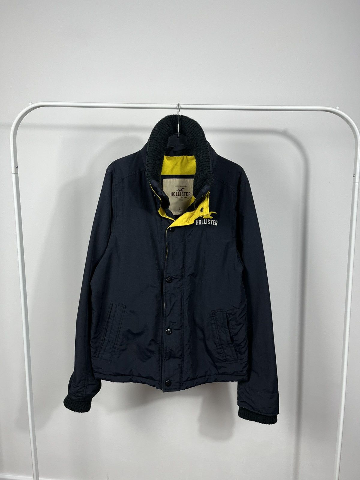 Hollister Hollister Navy Jacket Yellow Lining Size L Winter Size US L / EU 52-54 / 3 - 1 Thumbnail