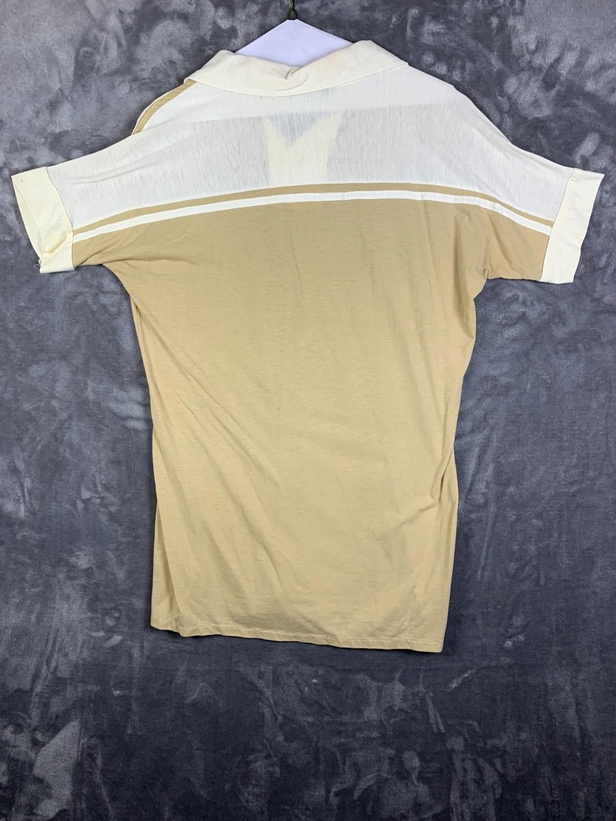 Designer Vintage 90s Justin Blake Mens M/L Polo Shirt Cream/Tan (273) Size US XL / EU 56 / 4 - 2 Thumbnail