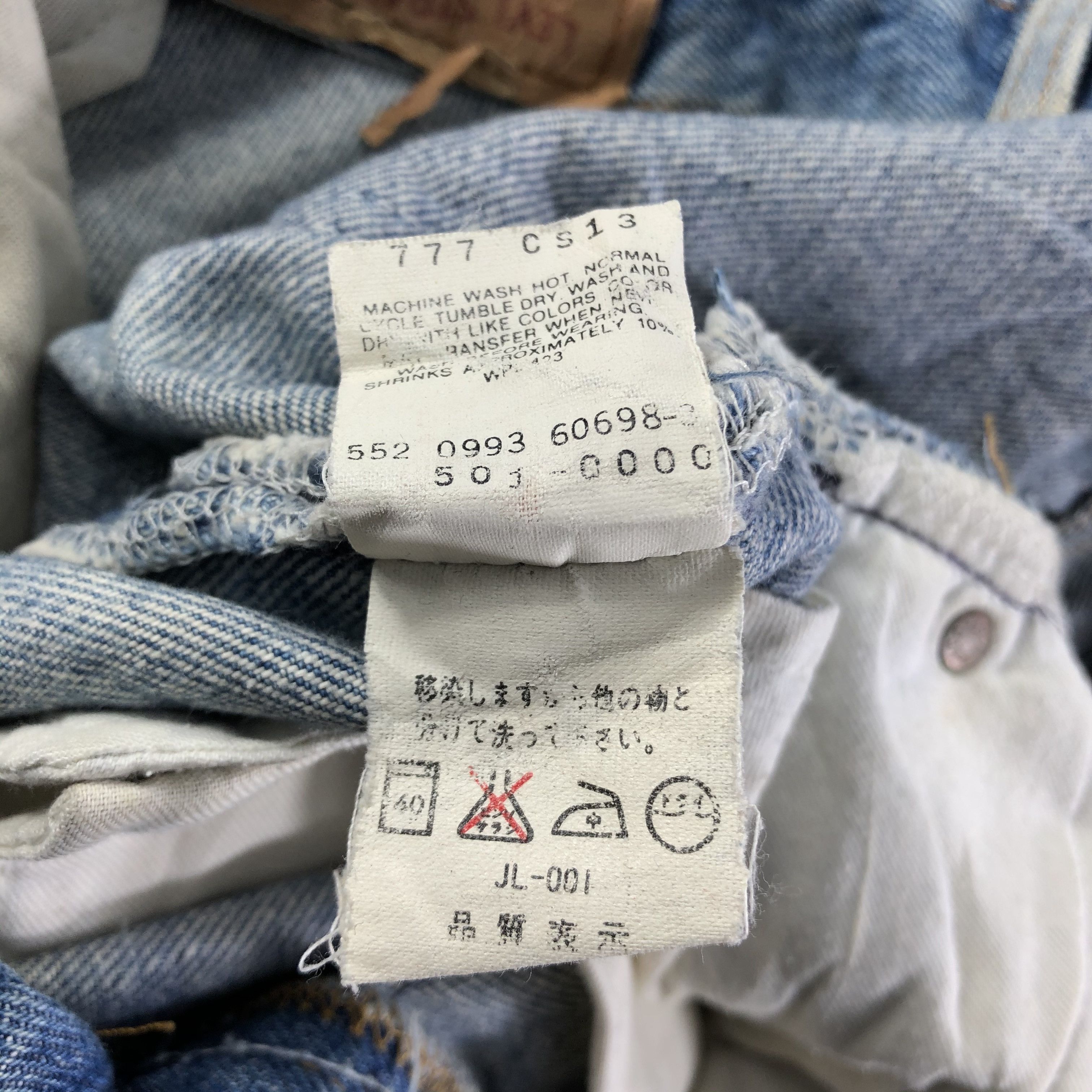 Levi's 90s Vintage Light Wash Levis 501 Jeans-J3869 Size US 31 - 12 Thumbnail