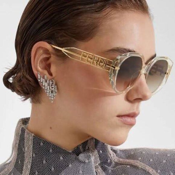 Fendi Fendi FE40083U 20B Sunglasses Shiny Grey Butterfly Frame Size ONE SIZE - 3 Thumbnail