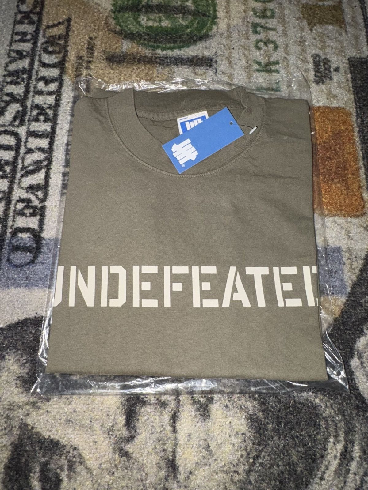 Undefeated Undefeated S/S Stencil Tee Olive Size US S / EU 44-46 / 1 - 1 Thumbnail