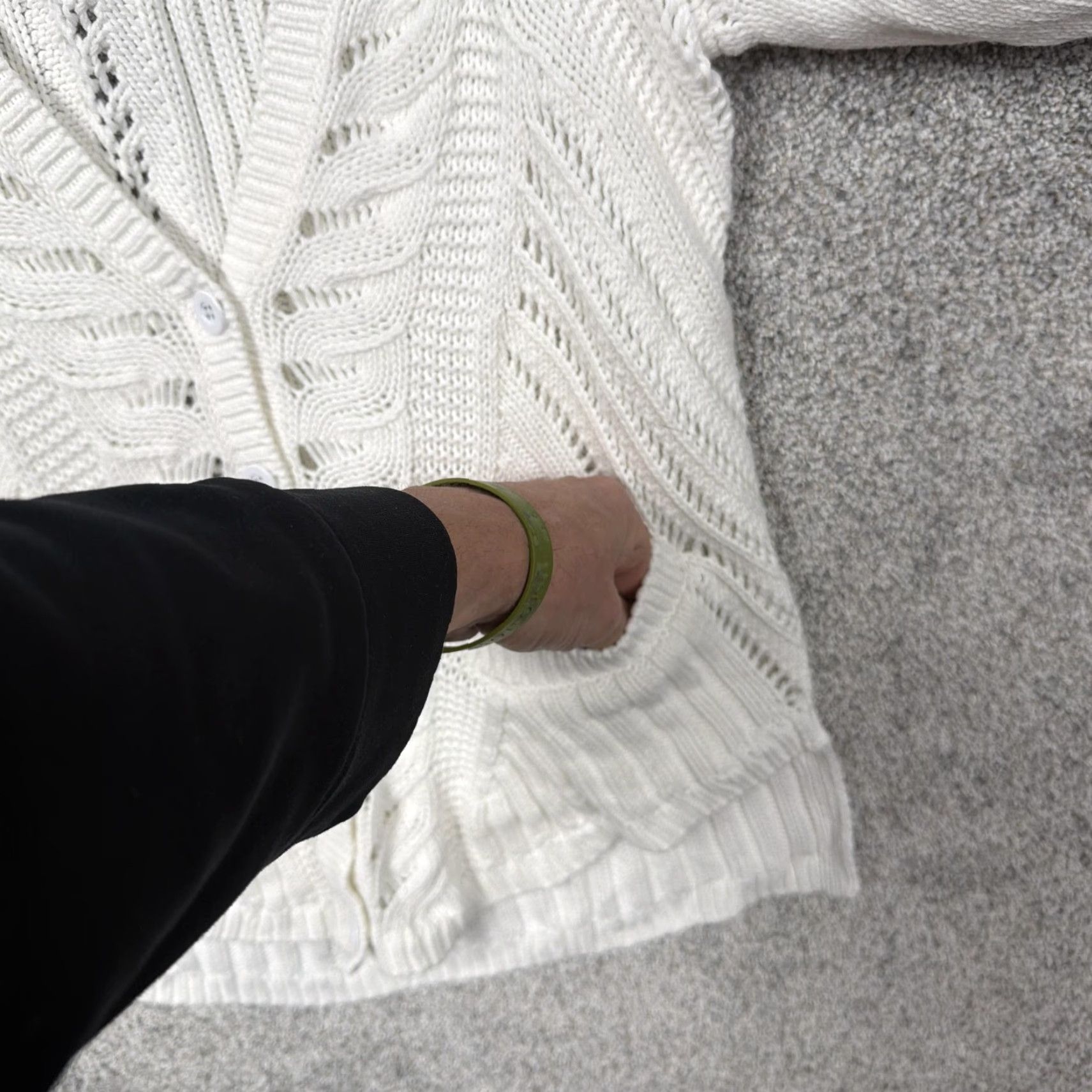 Gap VINTAGE Gap Cardigan Sweater Womens Small White Cable Knit Old Money Coastal Coquette Size S / US 4 / IT 40 - 6 Thumbnail