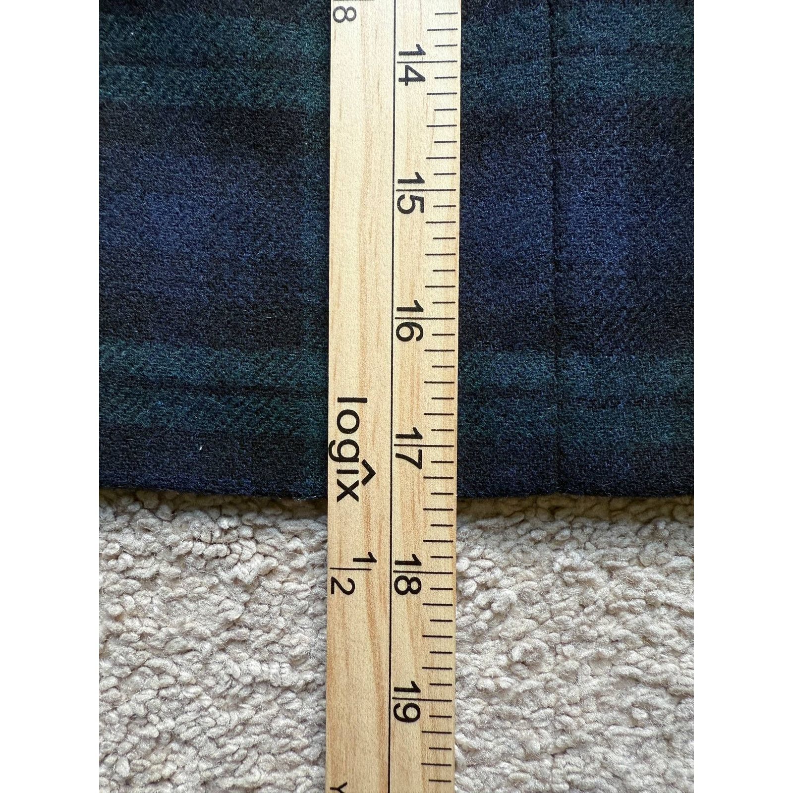Eddie Bauer Eddie Bauer Plaid Mini Skirt Blue / Green Women's 6P Size 28" / US 6 / IT 42 - 8 Thumbnail