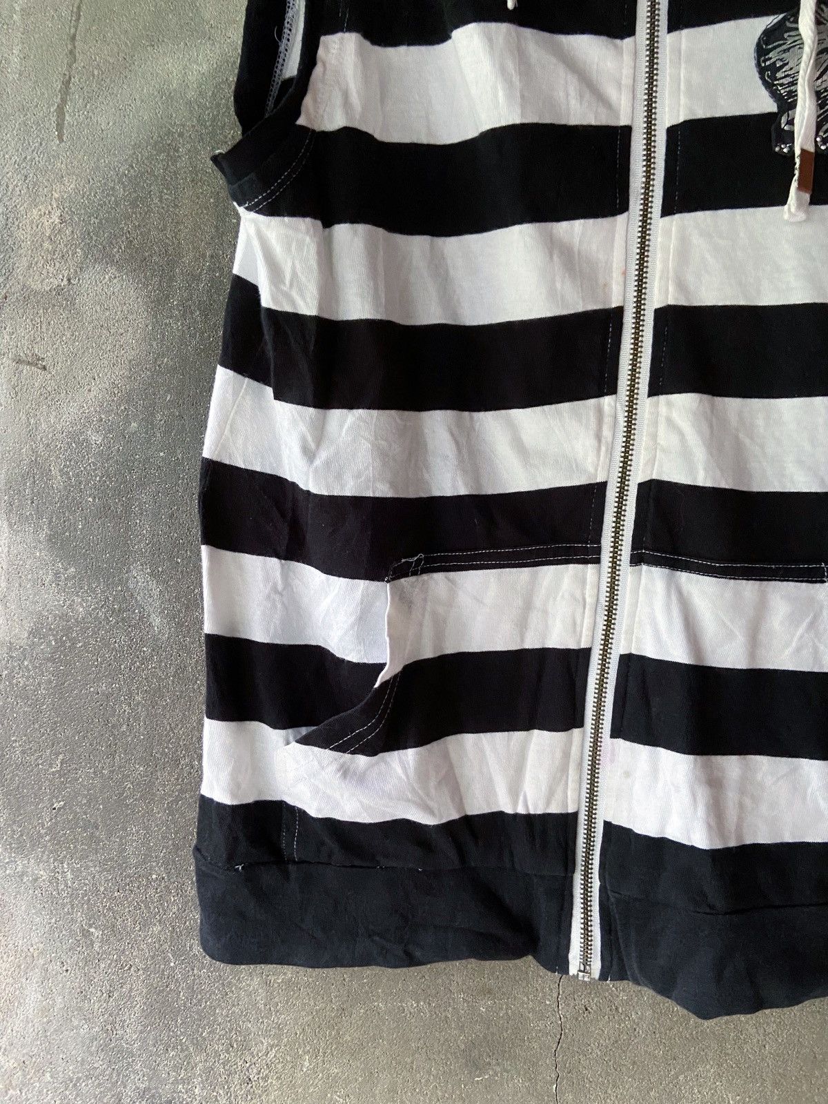 Japanese Brand TREASURE ISLAND SEA ROVER PUNK ZIP HOODIE STYLE Size US S / EU 44-46 / 1 - 4 Thumbnail