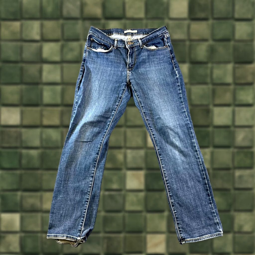 Levi's Levi's Classic Straight Jeans Women Blue Medium Wash 28 Streetwear Zip Fly 5-Pocket Womens Jeans Vintage No" Size 28" / US 6 / IT 42 - 1 Thumbnail