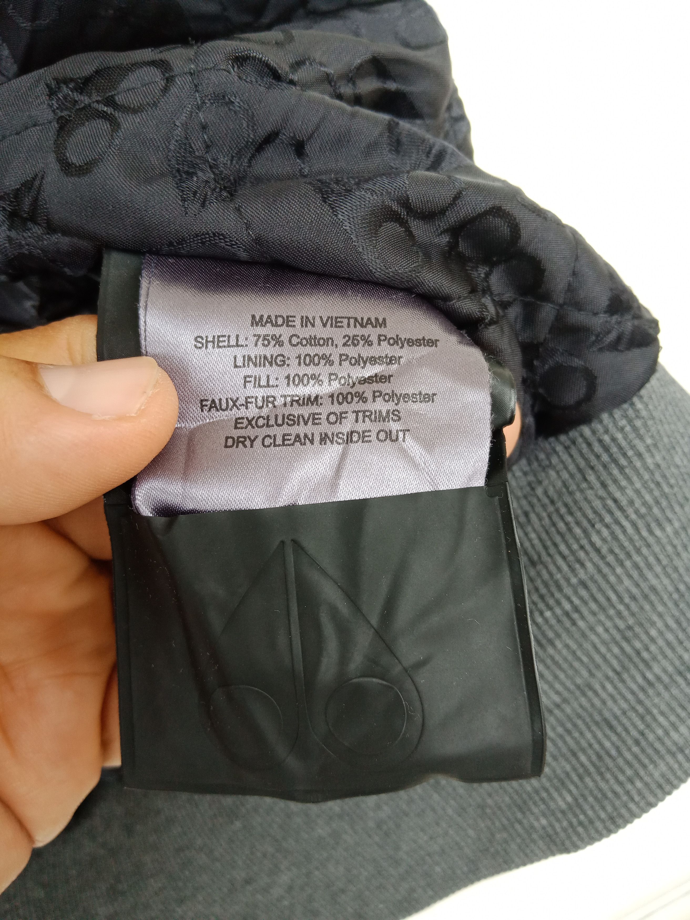 Moose Knuckles Moose Knuckles Fur Size US XL / EU 56 / 4 - 14 Thumbnail