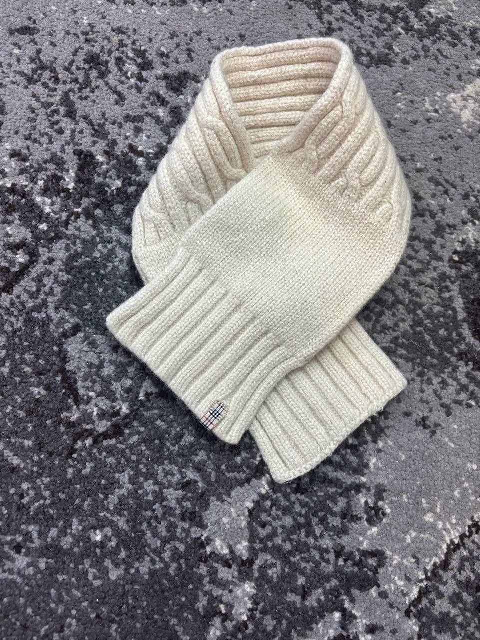 Burberry × Vintage Vintage y2K Burberry Wool Knitted Scarf Hand Size ONE SIZE - 1 Thumbnail