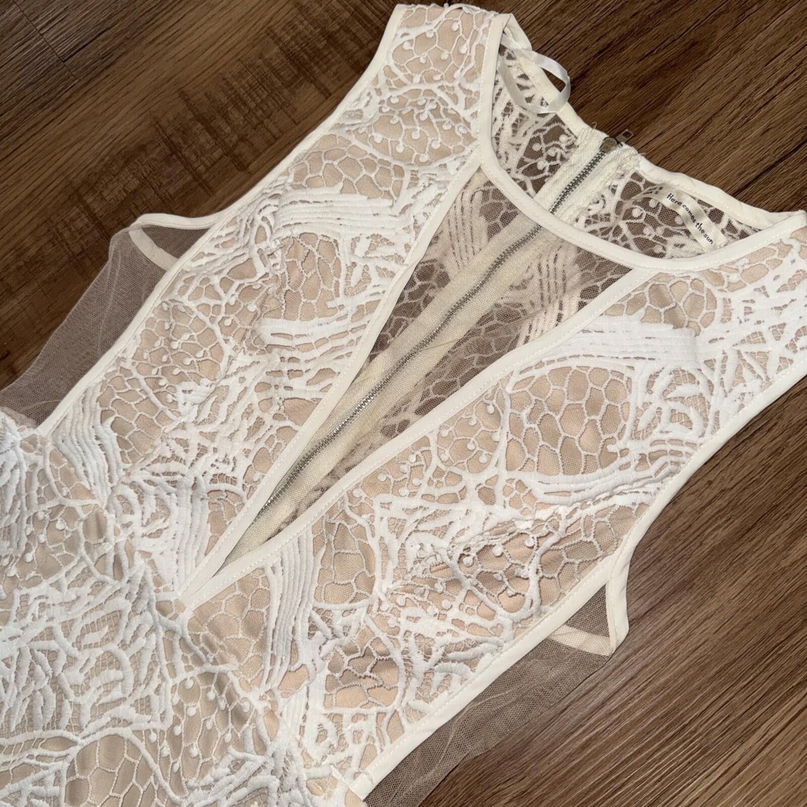 Other Here Comes the Sun Crochet Lace Midi Dress White Nude Fitted Size S / US 4 / IT 40 - 6 Thumbnail