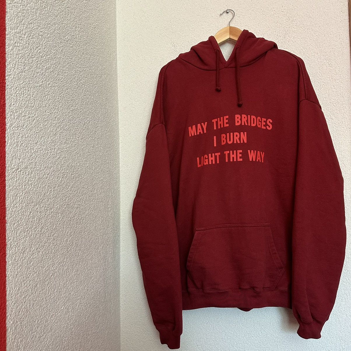 image of Vetements May The Bridges S/s 17 Hoodie Pour Homme in Burgundy, Men's (Size Small)