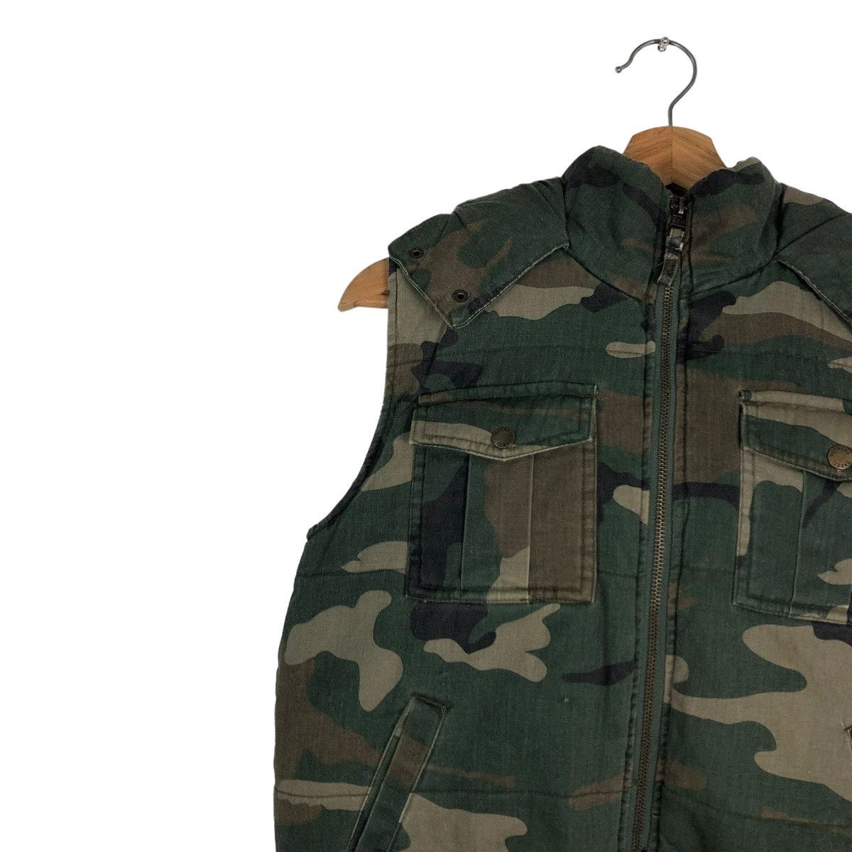 Japanese Brand 🔥BIKER PARACHUTE BONDAGE DESIGN TANK TOP MILITARY CAMO Size US L / EU 52-54 / 3 - 7 Thumbnail
