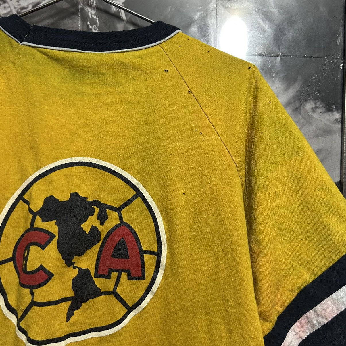 Mexicana AMÉRICA SOCCER VINTAGE SHIRT THRASHED Size US XL / EU 56 / 4 - 6 Thumbnail