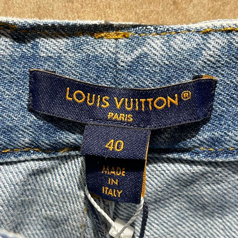 Louis Vuitton Louis Vuitton 24 Year New Washed Blue Leather Logo Jeans Size US 40 / EU 56 - 3 Thumbnail