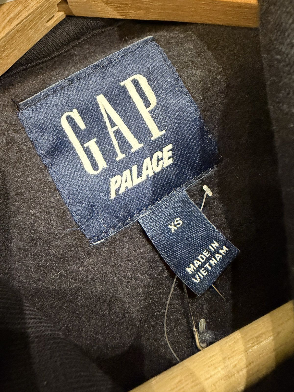 Palace Palace Gap Hoodie - Black Size US XS / EU 42 / 0 - 3 Thumbnail
