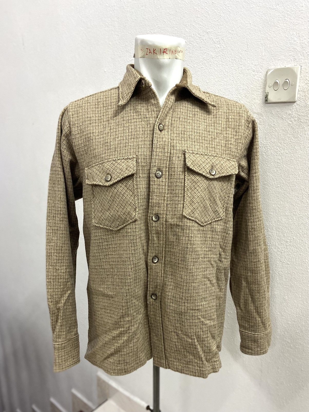 Woolrich Woolen Mills VINTAGE WOOLRICH WOOL BUTTON UP SHIRT Size US L / EU 52-54 / 3 - 1 Thumbnail