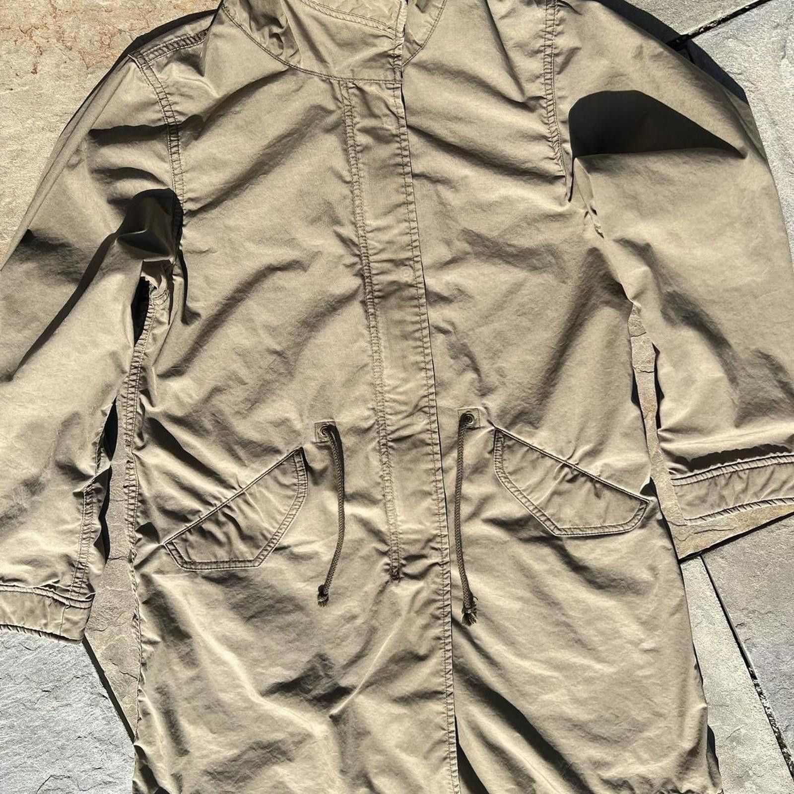 Uniqlo Uniqlo Khaki Poplin Mid Length Jacket Size XS / US 0-2 / IT 36-38 - 2 Thumbnail