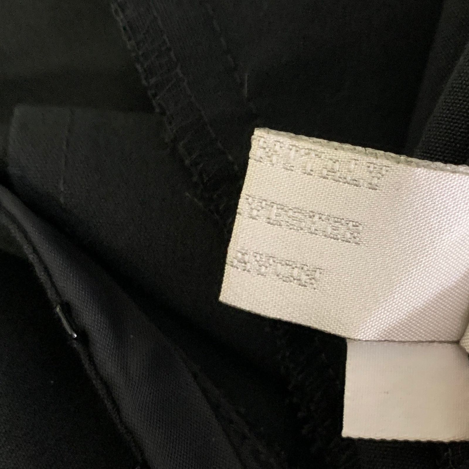 Miu Miu MIU MIU Size 2 Black Polyester Knee-Length Skirt Size 26" / US 2 / IT 38 - 6 Thumbnail