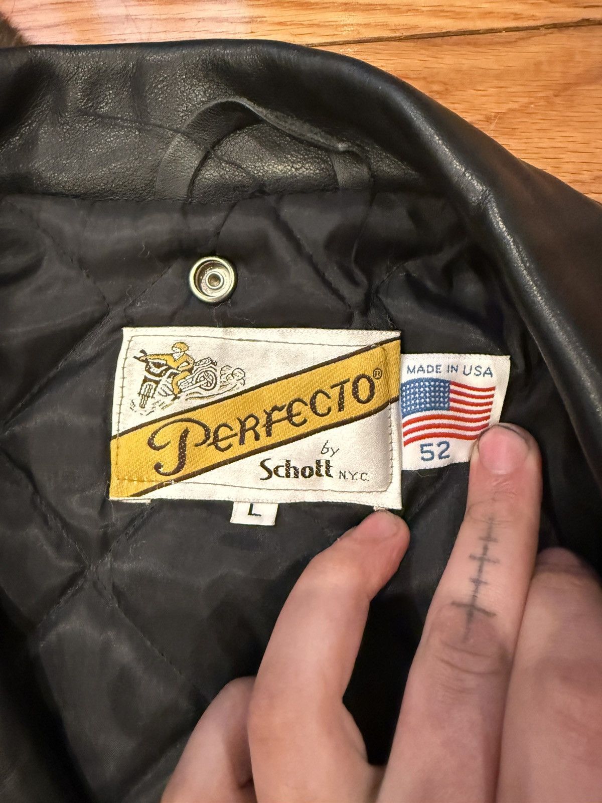 Schott Schott Perfecto Size US L / EU 52-54 / 3 - 3 Thumbnail