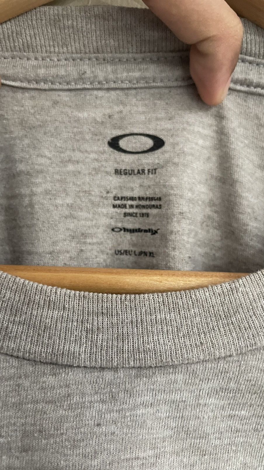 Oakley Oakley Spellout Tee Size US L / EU 52-54 / 3 - 3 Thumbnail