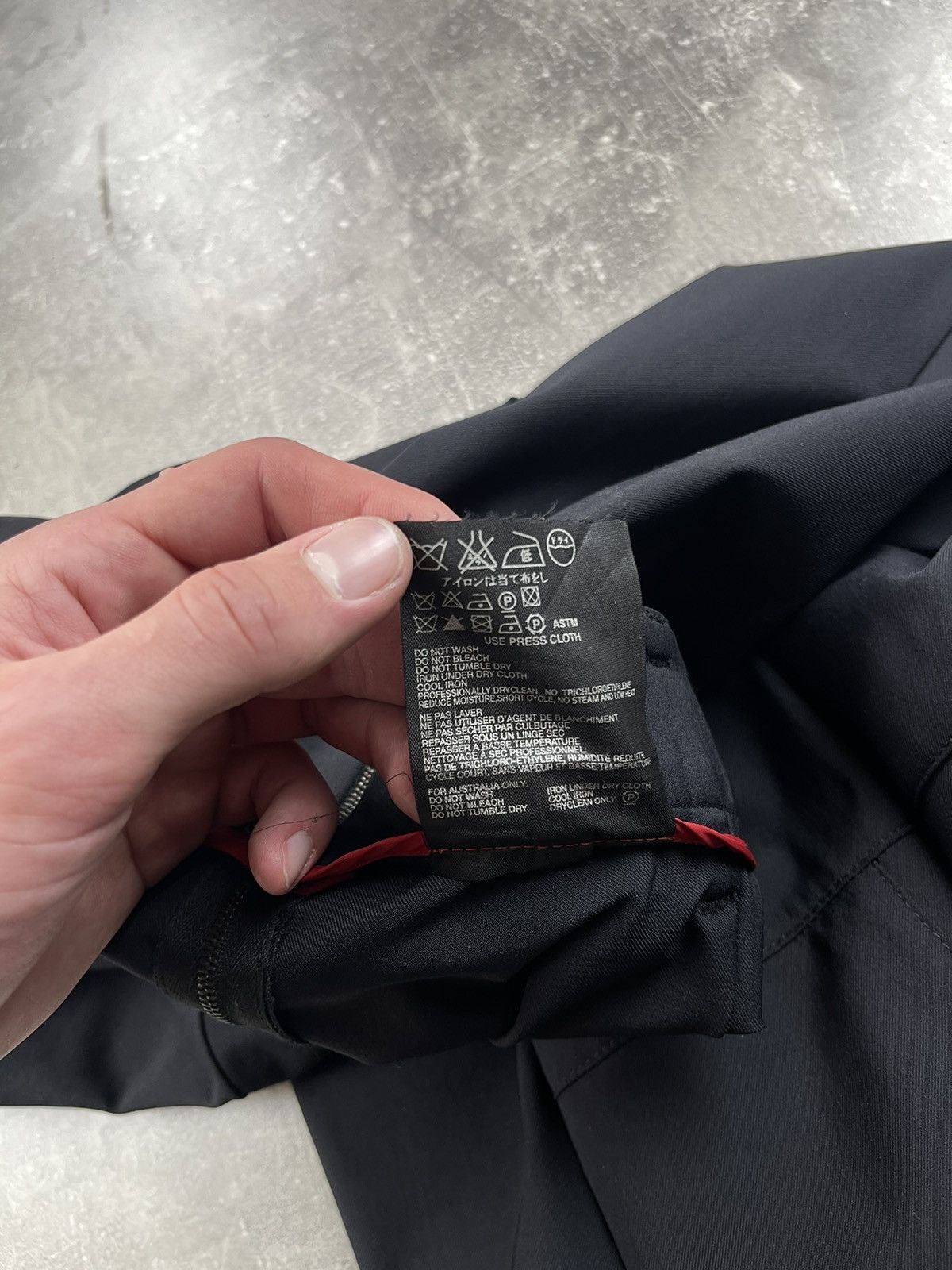 Prada Prada Linea Rossa Tech Archive Flared Pants Nylon Belted Size 30" / US 8 / IT 44 - 16 Thumbnail
