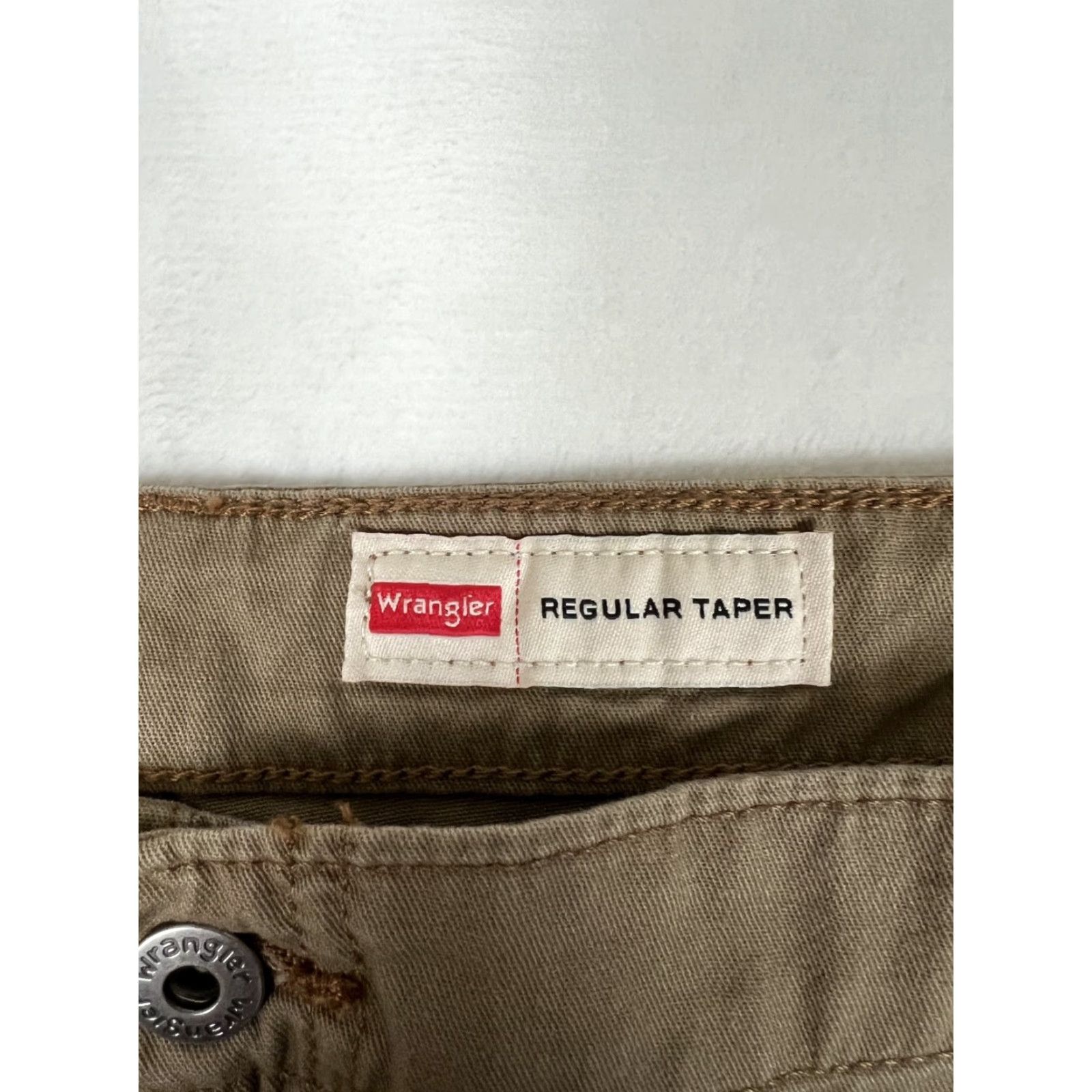 Wrangler WRANGLER Pants Mens Size 40x32 Khaki Regular Taper Cargo Utility Casual Workwear Size US 40 / EU 56 - 2 Thumbnail