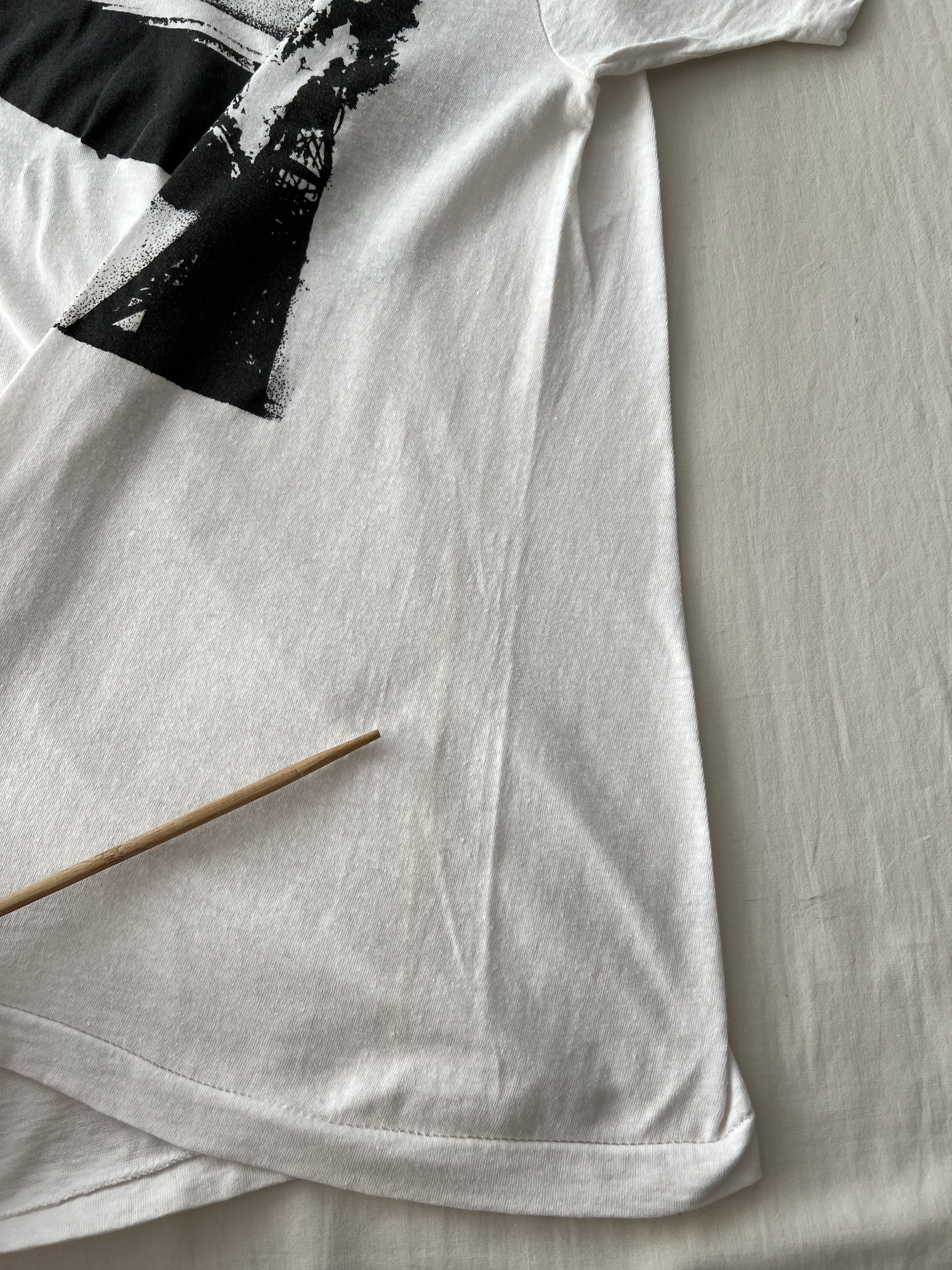 Band Tees Vintage 1984 Led Zeppelin Led Zeppelin I White T-shirt Size US M / EU 48-50 / 2 - 8 Thumbnail