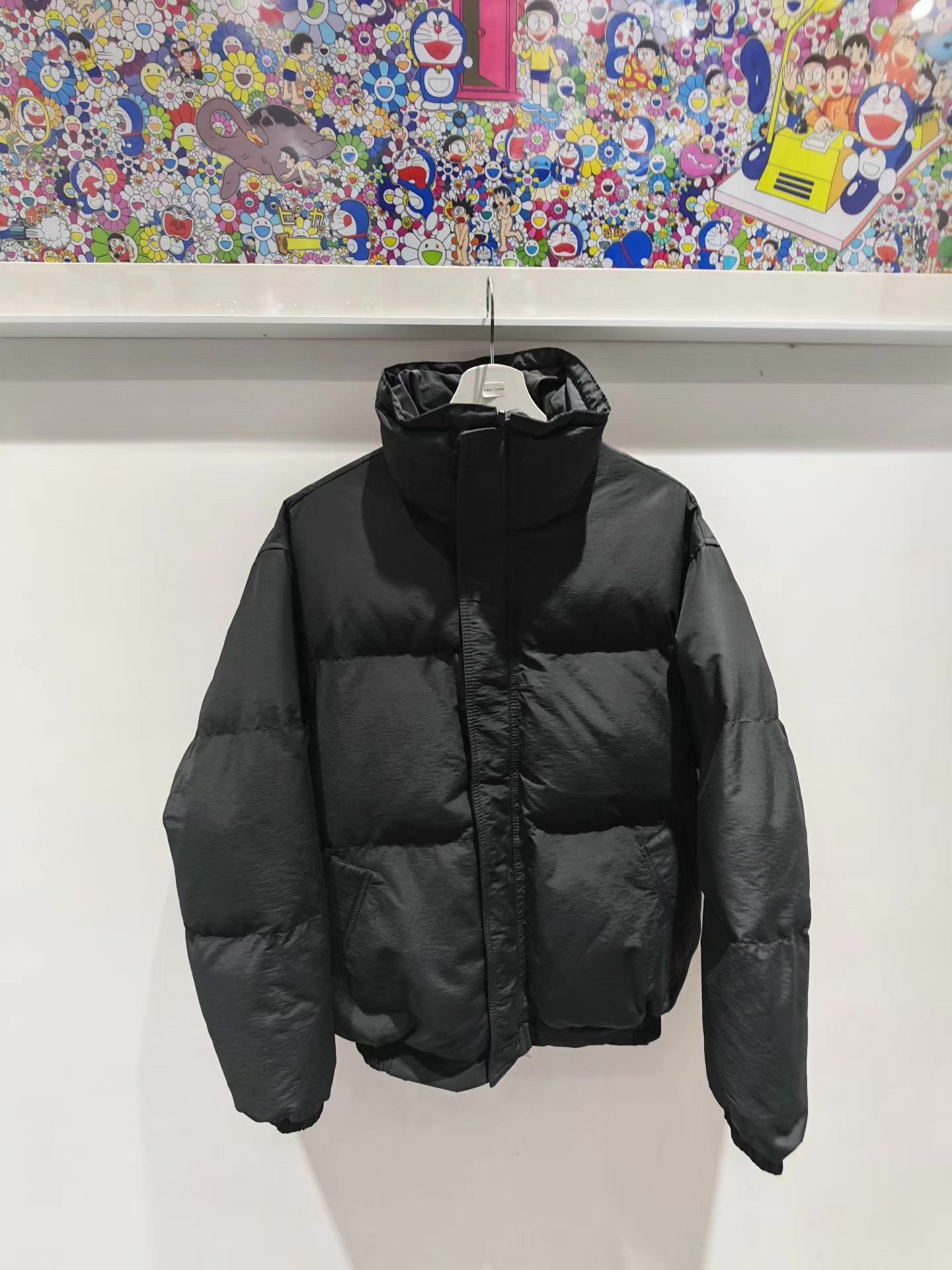 Essentials Essentials Reflective Black Puffer Jacket, Ssense Tag Q15 Size US XXS / EU 40 - 1 Thumbnail